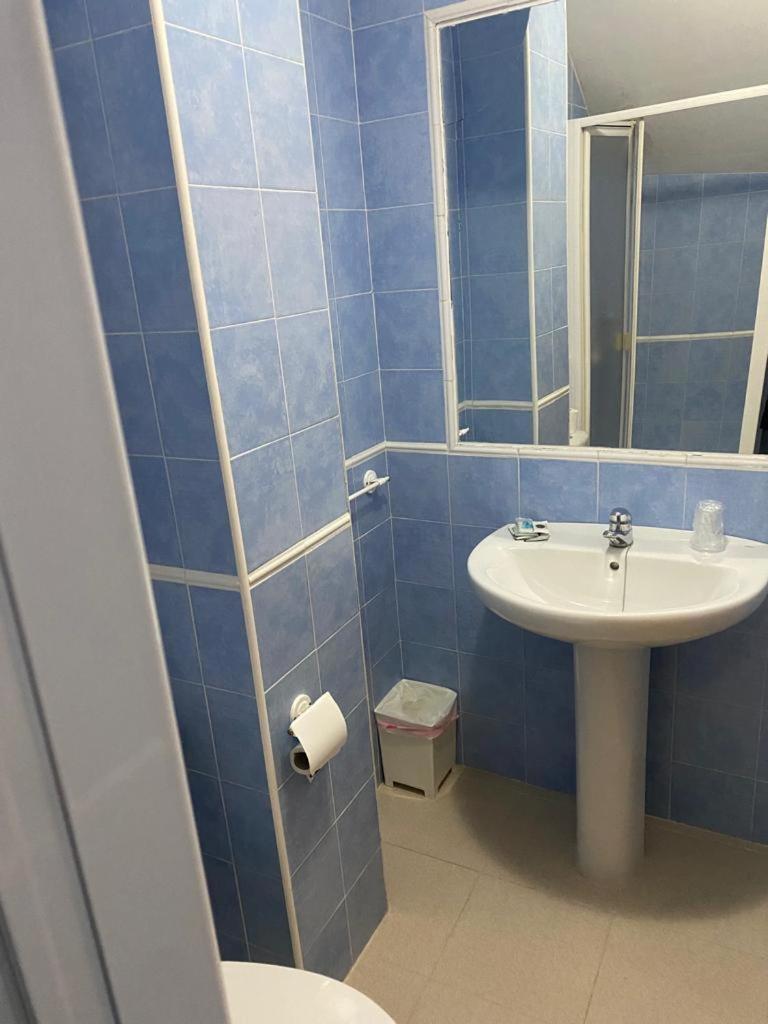 Hostal Y Apartamentos La Vereda رويديرا المظهر الخارجي الصورة