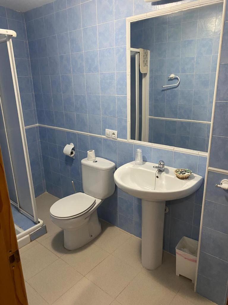 Hostal Y Apartamentos La Vereda رويديرا المظهر الخارجي الصورة